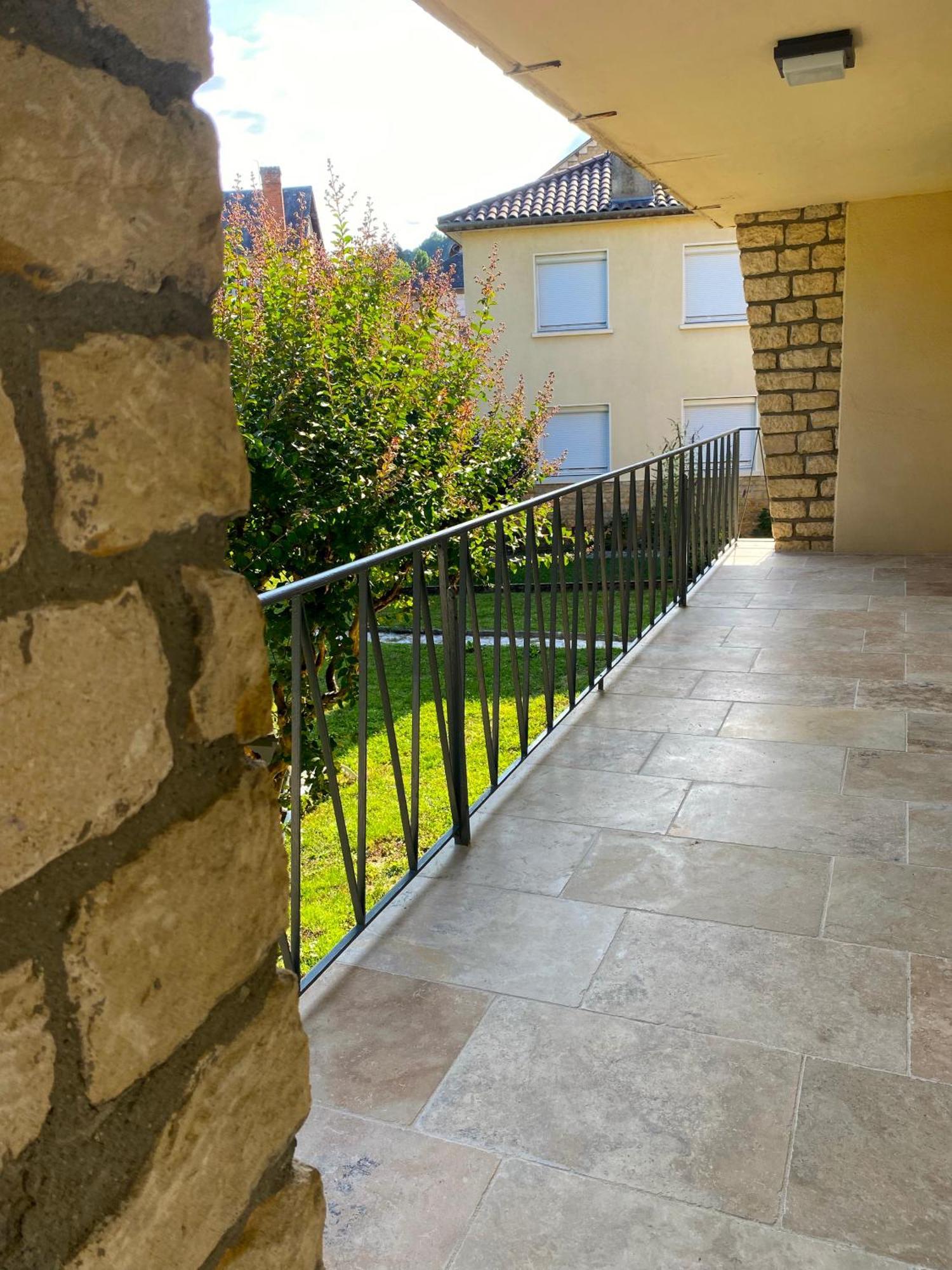 Villa T3 Neuf, Parking & Garage Prive, Proche Centre Sarlat Esterno foto